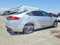 2017 Ford FUSION photo