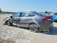 2017 Ford FUSION фото