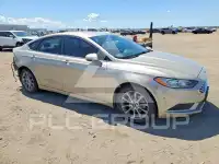2017 Ford FUSION фото