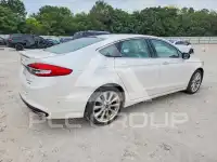 2017 Ford FUSION фото