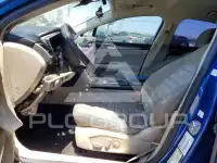 2017 Ford FUSION фото