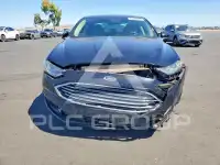2017 Ford FUSION photo