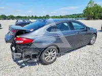 2017 Ford FUSION фото