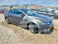 2017 Ford FUSION photo