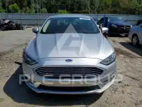 2017 Ford FUSION фото