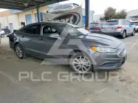 2017 Ford FUSION фото