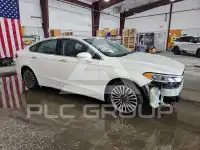 2017 Ford FUSION фото