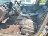 2017 Ford FUSION фото