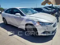 2017 Ford FUSION фото