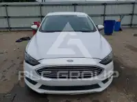 2017 Ford FUSION фото