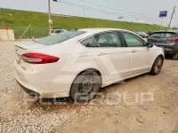 2017 Ford FUSION photo