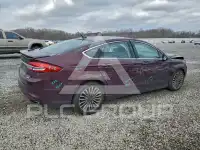 2017 Ford FUSION photo