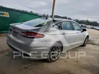 2017 Ford FUSION фото