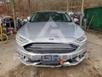 2017 Ford FUSION фото