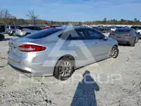 2017 Ford FUSION фото