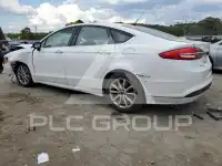 2017 Ford FUSION фото