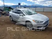 2017 Ford FUSION фото