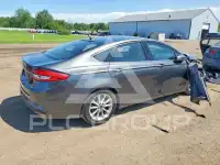 2017 Ford FUSION photo