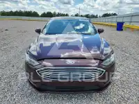 2017 Ford FUSION фото