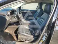 2017 Ford FUSION фото
