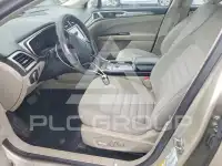 2017 Ford FUSION фото