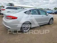 2017 Ford FUSION photo