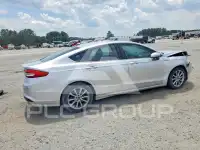 2017 Ford FUSION фото