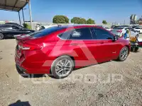 2017 Ford FUSION фото