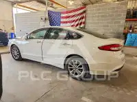 2017 Ford FUSION фото