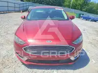 2017 Ford FUSION фото