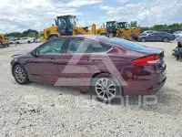 2017 Ford FUSION фото