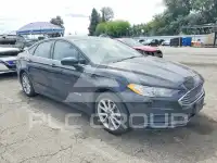 2017 Ford FUSION фото
