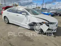 2017 Ford FUSION фото