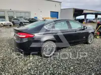 2017 Ford FUSION фото