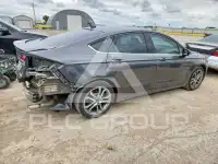 2017 Ford FUSION фото