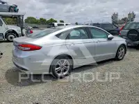 2017 Ford FUSION фото
