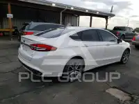 2017 Ford FUSION photo