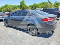2017 Ford FUSION фото