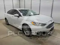 2017 Ford FUSION фото