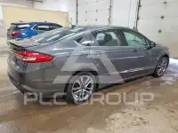 2017 Ford FUSION photo