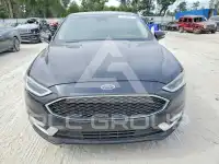 2017 Ford FUSION фото