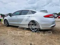 2017 Ford FUSION photo