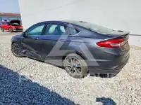 2017 Ford FUSION фото