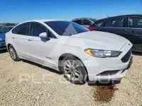 2017 Ford FUSION photo