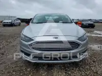 2017 Ford FUSION photo