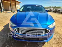 2017 Ford FUSION фото