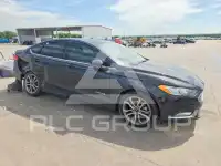 2017 Ford FUSION фото