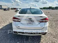 2017 Ford FUSION фото