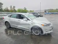 2017 Ford FUSION фото