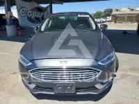 2017 Ford FUSION фото